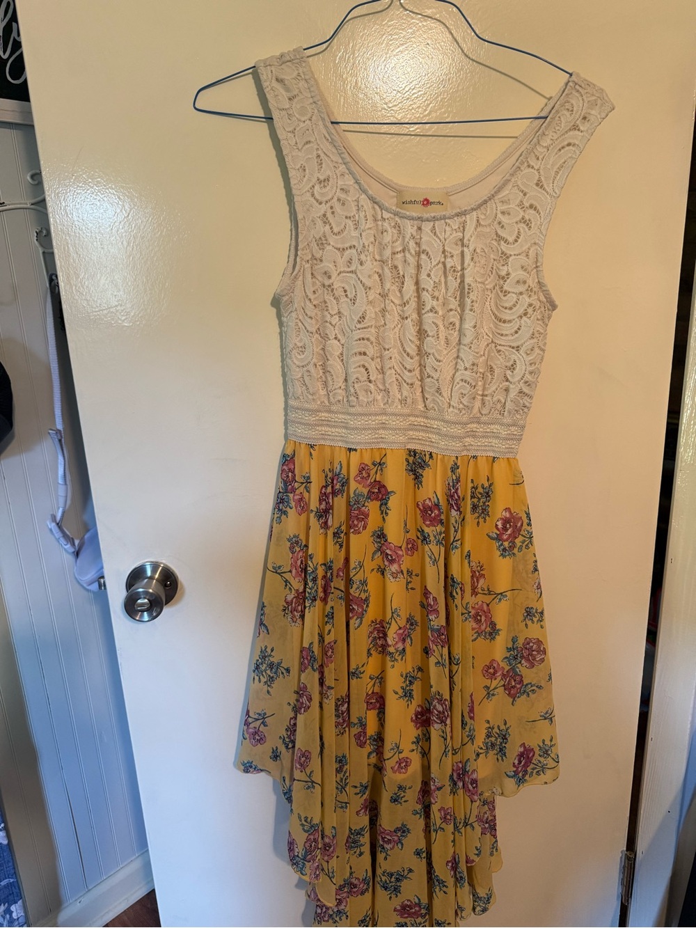 Wishful Park Lace & Floral High-Low Dress -  Size L - Boho Chic, Whimsy, summer